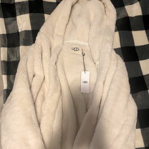 UGG ROBE NEW WITH TAGS!